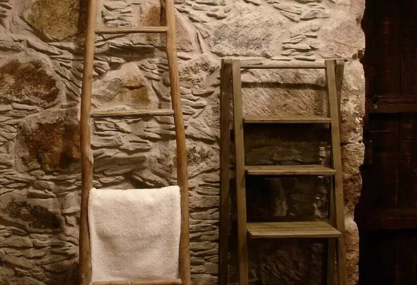 Casa Rural Palomar   Men Only