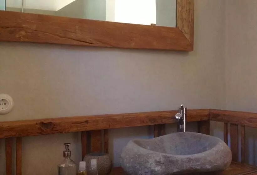 Casa Rural Palomar   Men Only