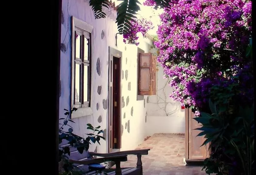 Casa Rural Palomar   Men Only