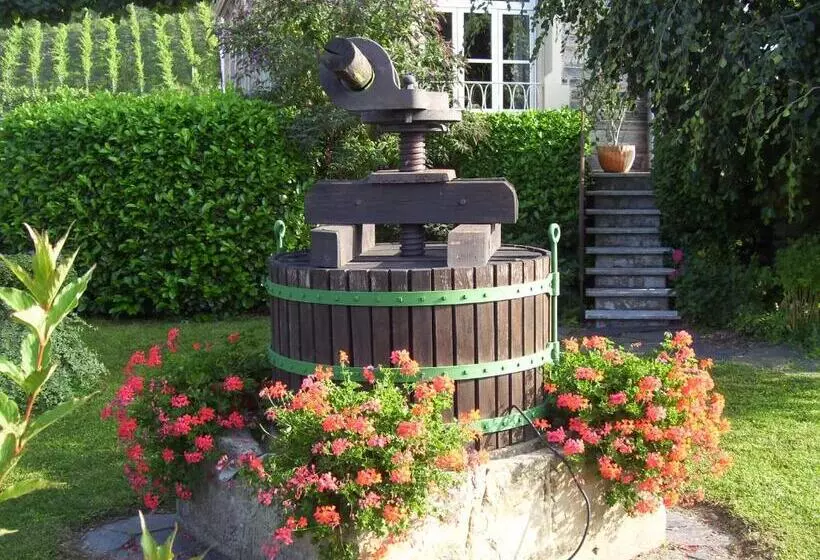 Ferienwohnungen Zum Niederberg