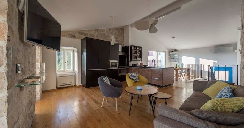 Villa Jatica   Luxury In The Wilderness Of Makarska