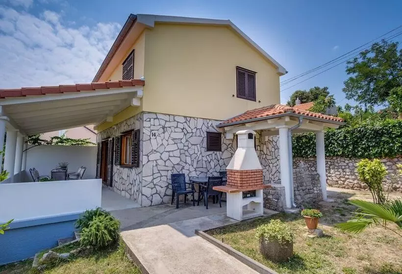 Villa Mirta