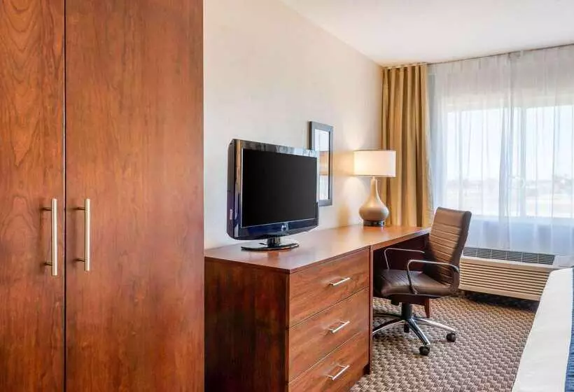 ホテル Comfort Inn & Suites Near Route 66