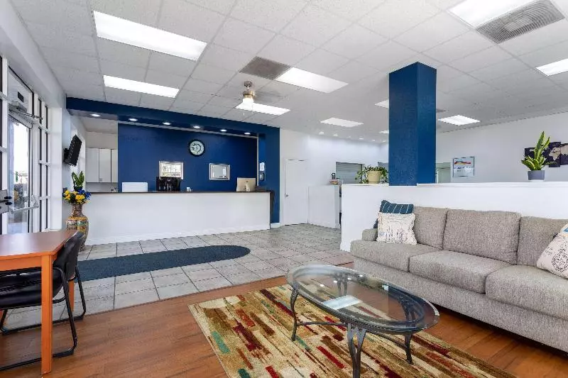 호텔 Baymont By Wyndham Marianna