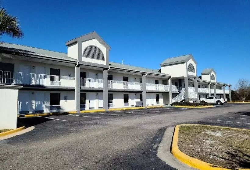 호텔 Baymont By Wyndham Marianna