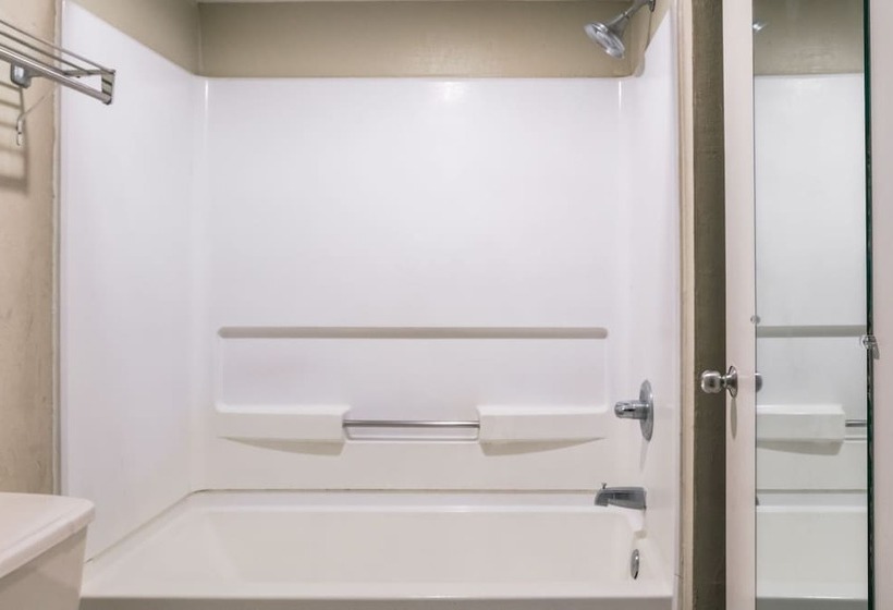 호텔 Baymont By Wyndham Marianna