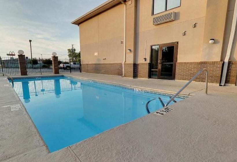 فندق Econo Lodge