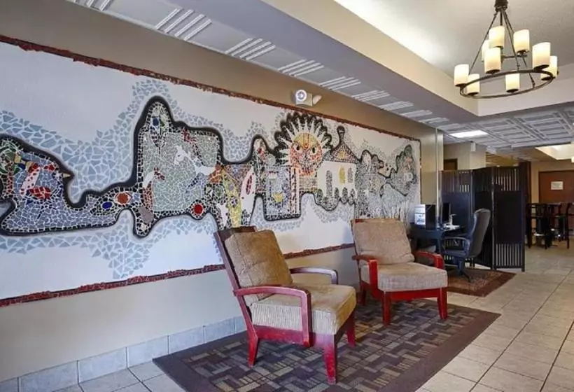 Отель Econo Lodge