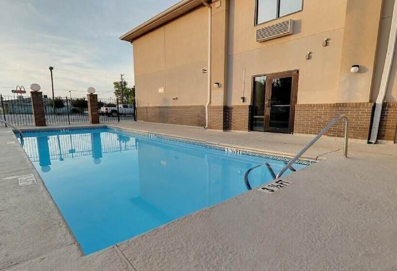 فندق Econo Lodge