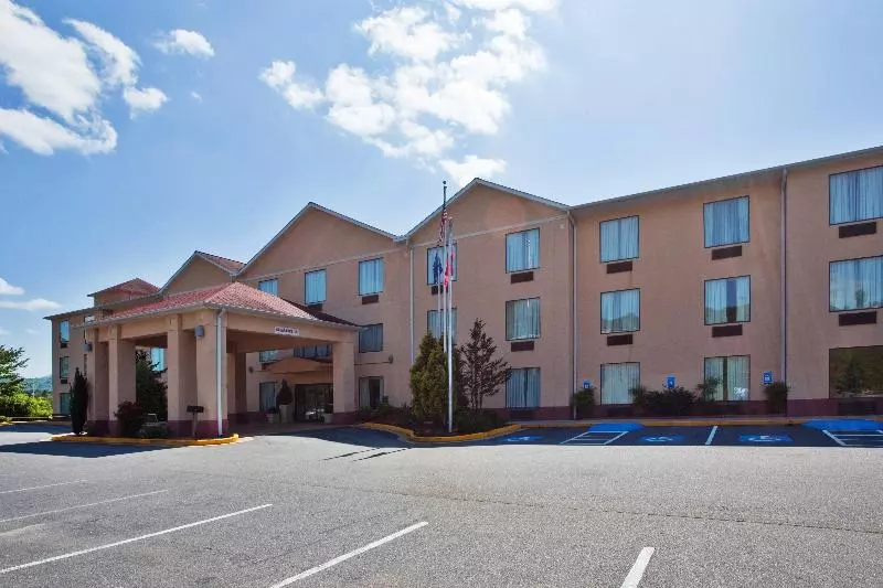 Holiday Inn Express Hotel & Suites Hiawassee, An Ihg