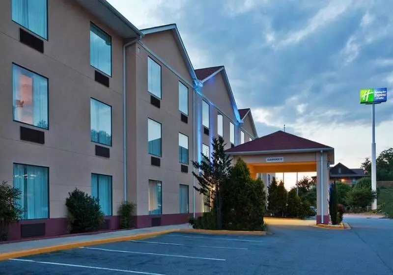 Holiday Inn Express Hotel & Suites Hiawassee, An Ihg