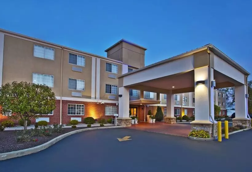 Holiday Inn Express Hotel & Suites Wabash, An Ihg