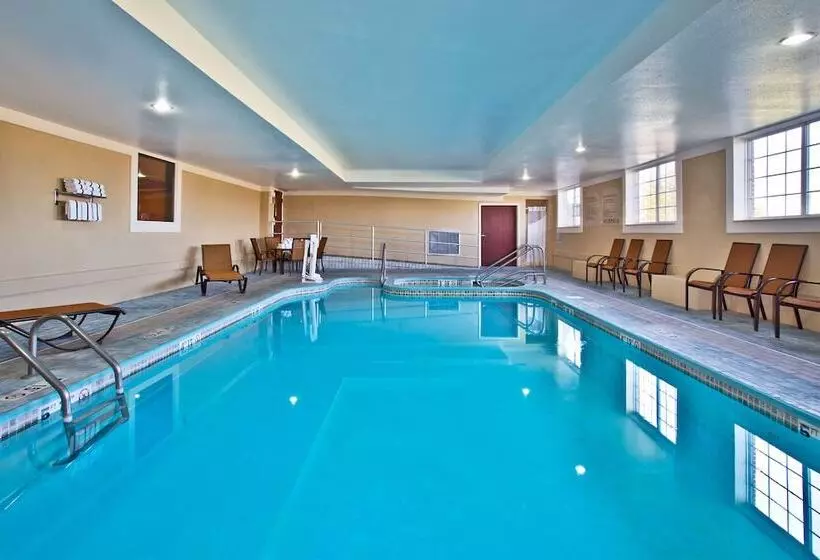 Holiday Inn Express Hotel & Suites Wabash, An Ihg
