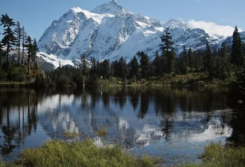 هتل Holiday Inn Express Bellingham, An Ihg