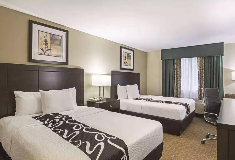 هتل La Quinta Inn By Wyndham Olympia  Lacey