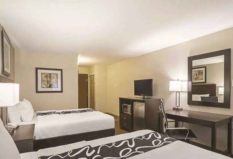 هتل La Quinta Inn By Wyndham Olympia  Lacey