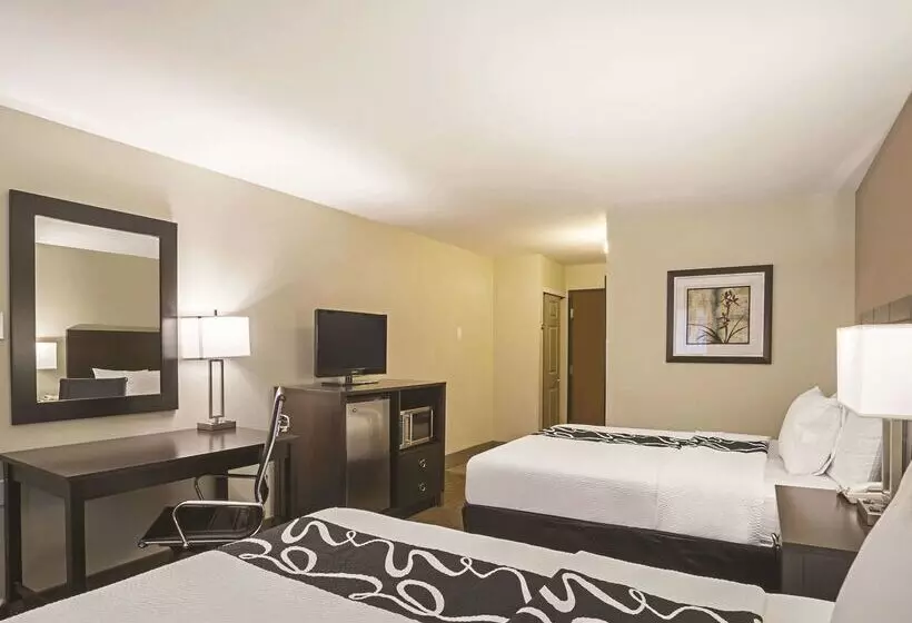 هتل La Quinta Inn By Wyndham Olympia  Lacey