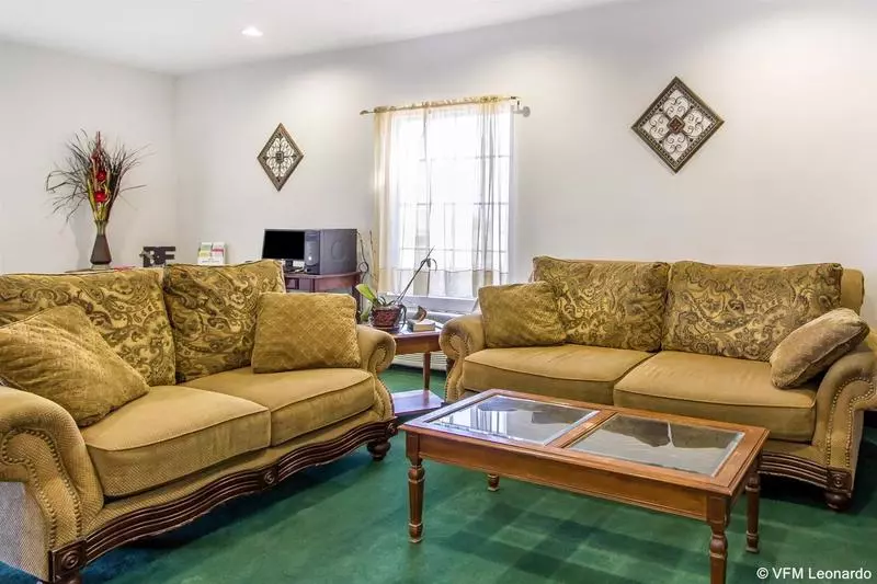 Отель Quality Inn