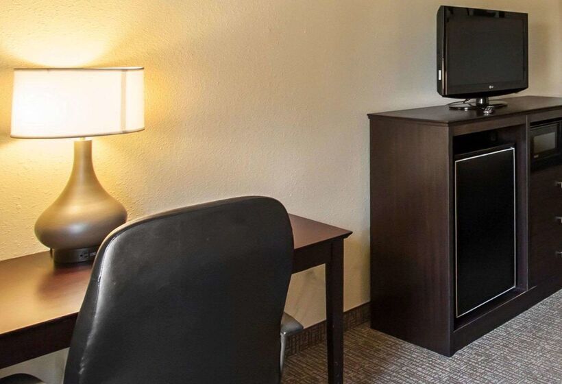 Отель Quality Inn Hayti North
