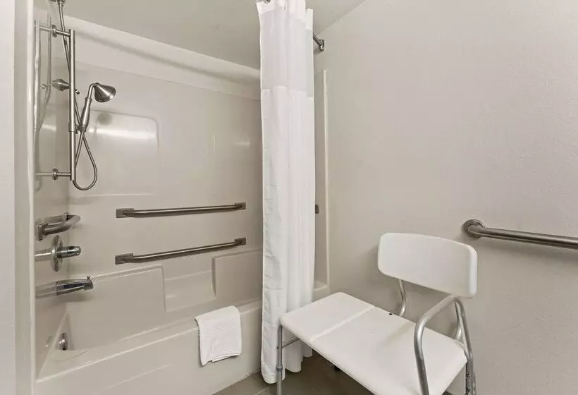 בית מלון כפרי Quality Inn Sandersville