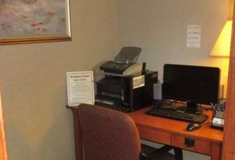 Отель Spark By Hilton Santa Nella On I 5