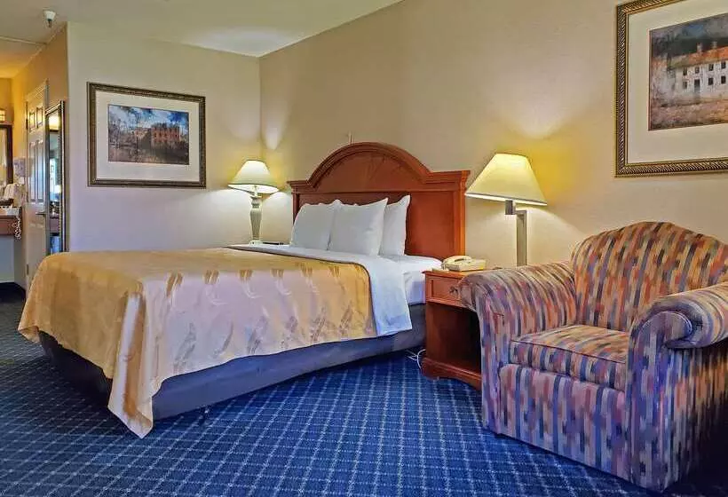 Отель Spark By Hilton Santa Nella On I 5