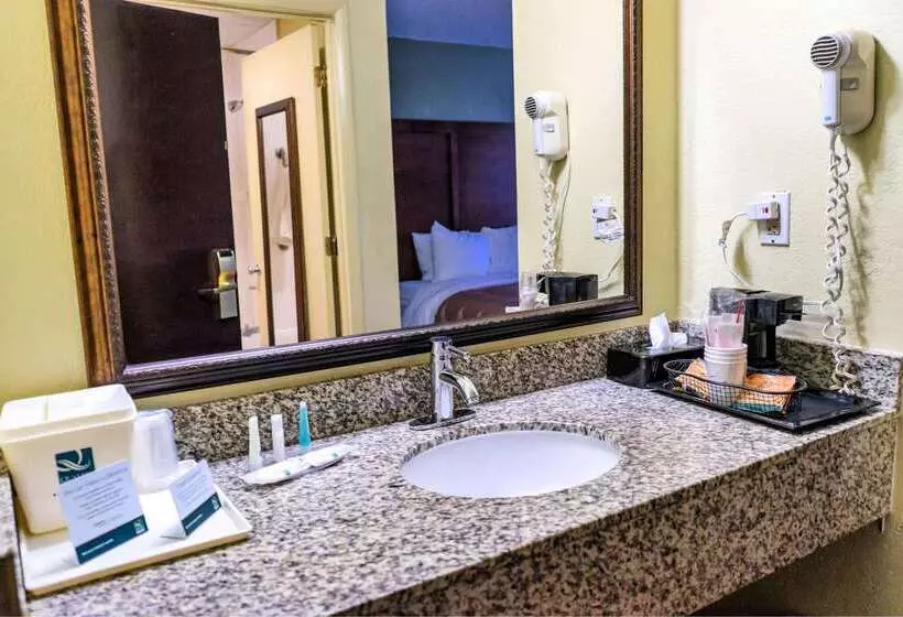 Hotelli Quality Inn Whiteville North