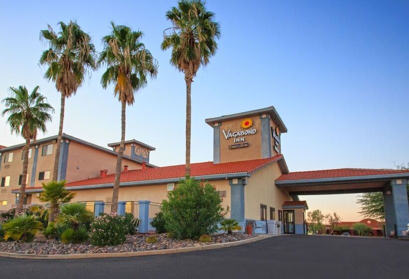 فندق Vagabond Inn Executive