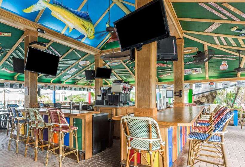 בית מלון כפרי Wyndham Garden Fort Myers Beach