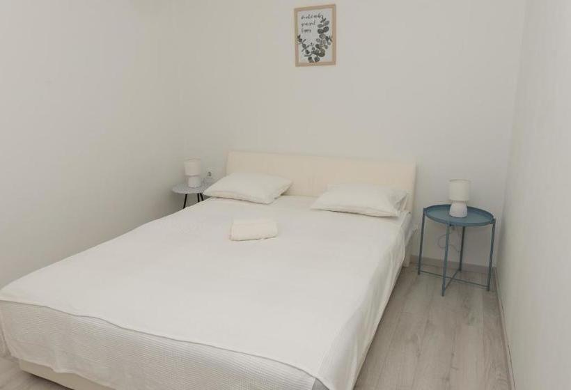 Apartment Mia Vodice