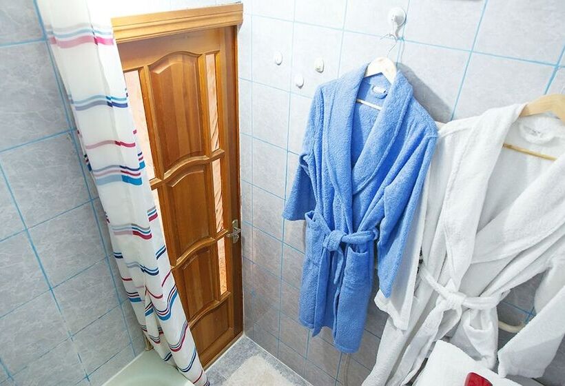 Apartments 5 Zvezd V Centre Goroda Na Leningradskom 12a