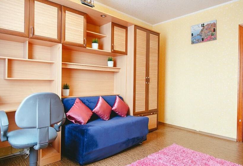 Apartments 5 Zvezd V Centre Goroda Na Leningradskom 12a