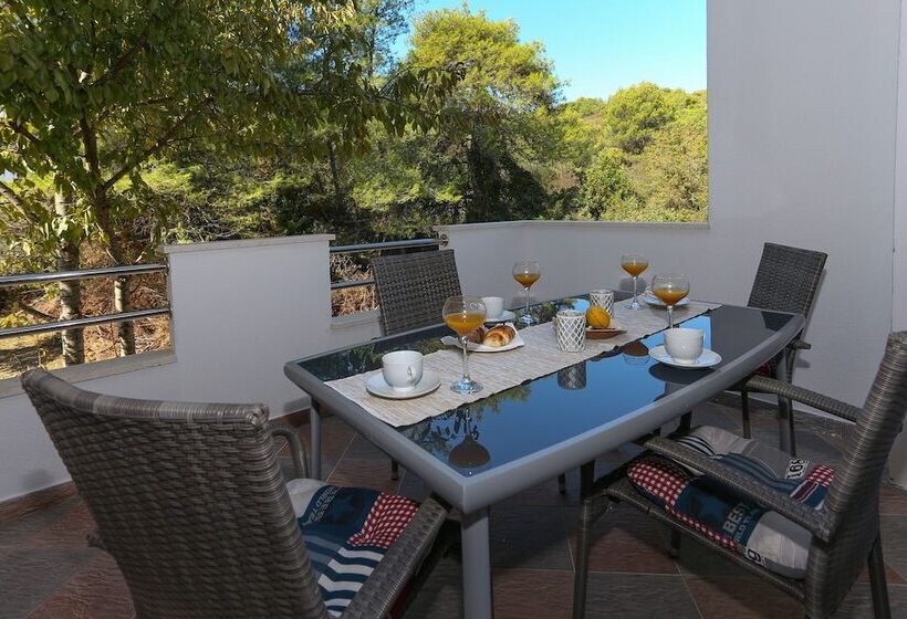 Bruno S Poolside Retreat