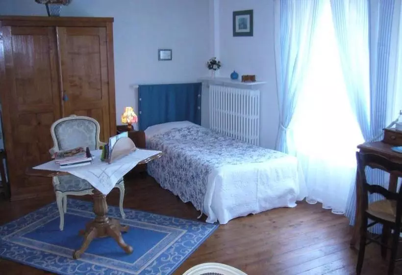 Aamiaismajoitus (B&B) Ferme De Dauval