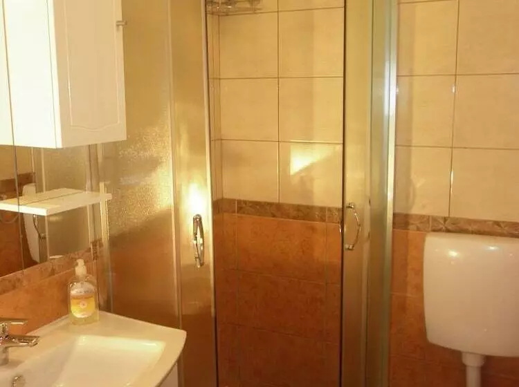 Rosmarinus Rubic Studio