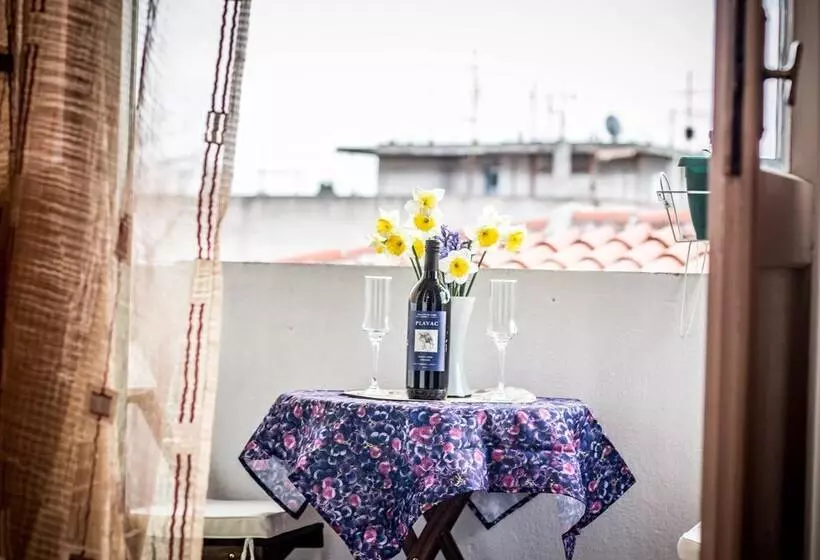 Rosmarinus Rubic Studio