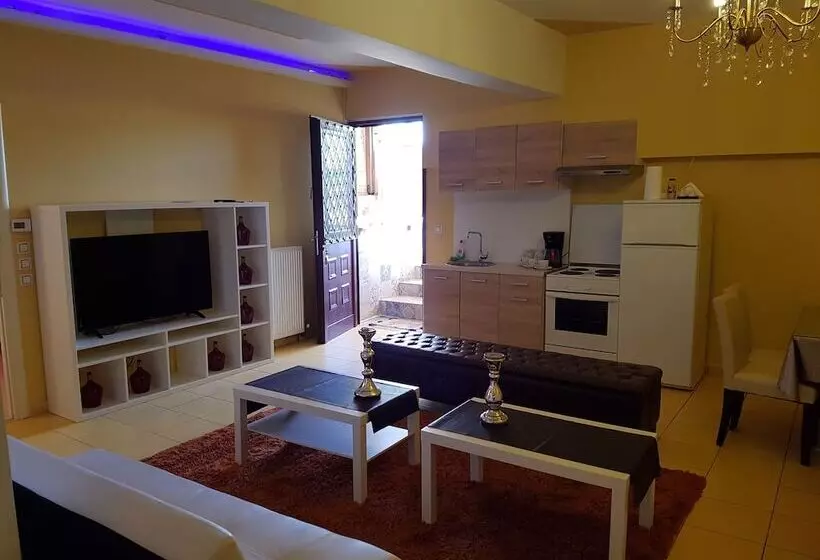 The Golden Brown Luxury Guesthouse