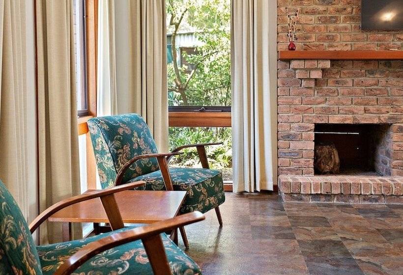 1 Gordon   Kenros Beach House