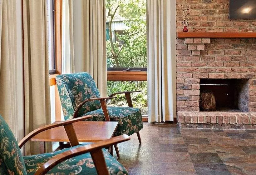 1 Gordon   Kenros Beach House