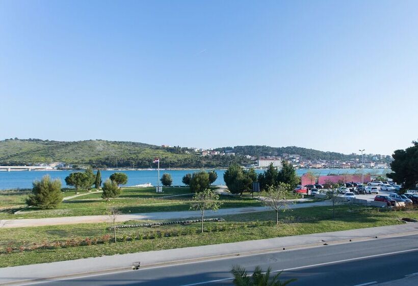 Apartments Tea & Nika