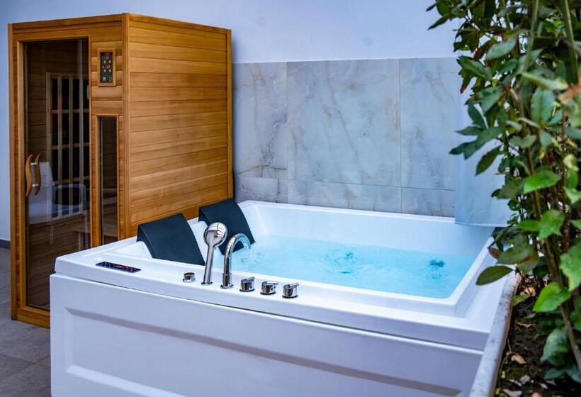 مسافرخانه Villa Elisio Hotel & Spa