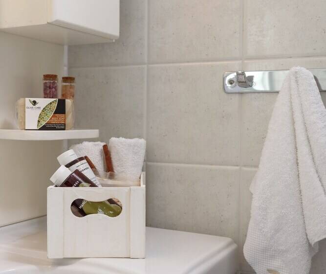 Rodanthi Hospitality