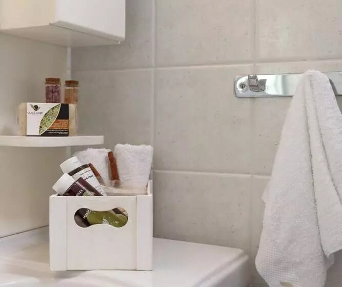 Rodanthi Hospitality