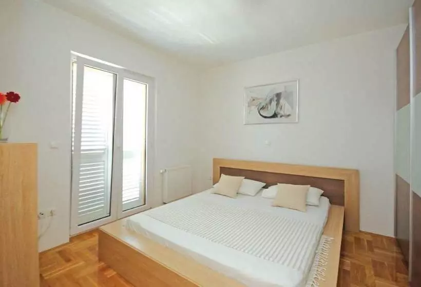 Apartment Zovko