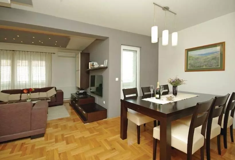 Apartment Zovko