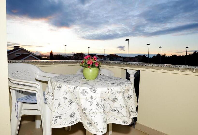 Pensione Guest House Krševan