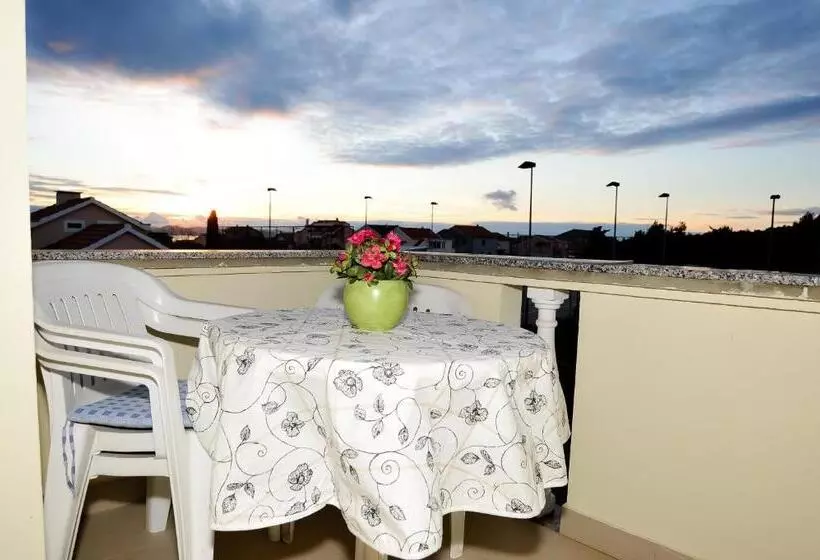 Pensione Guest House Krševan