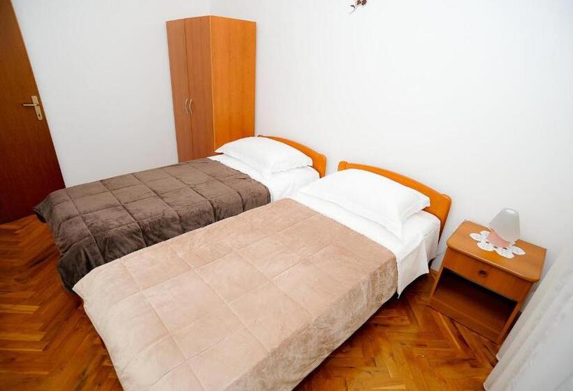 Pensione Guest House Krševan