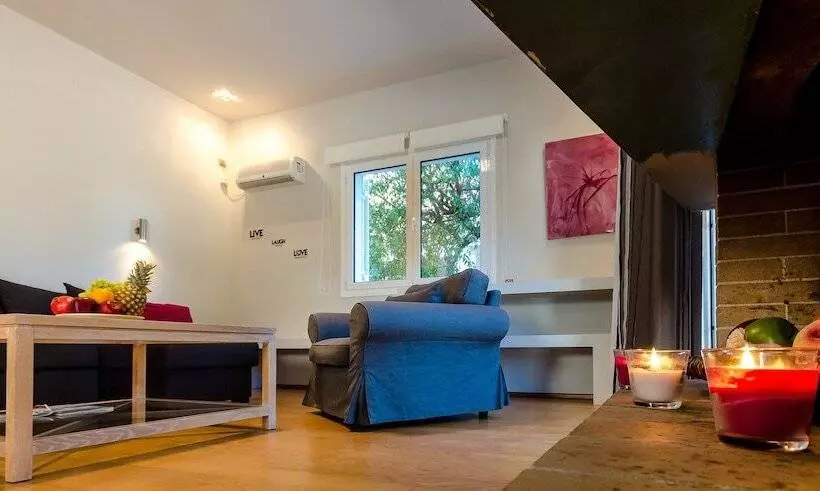 Glyfada  Aquarius Big Garden Villa