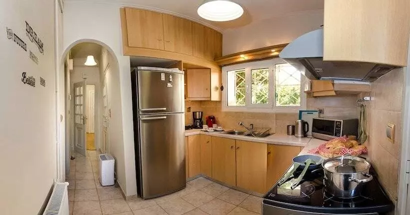 Glyfada  Aquarius Big Garden Villa